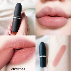 MAC- HAIL TO THE CHIC! LIPSTICK