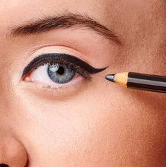 Essence Kajal eye pencil 01, Black